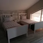 Dona Apartment